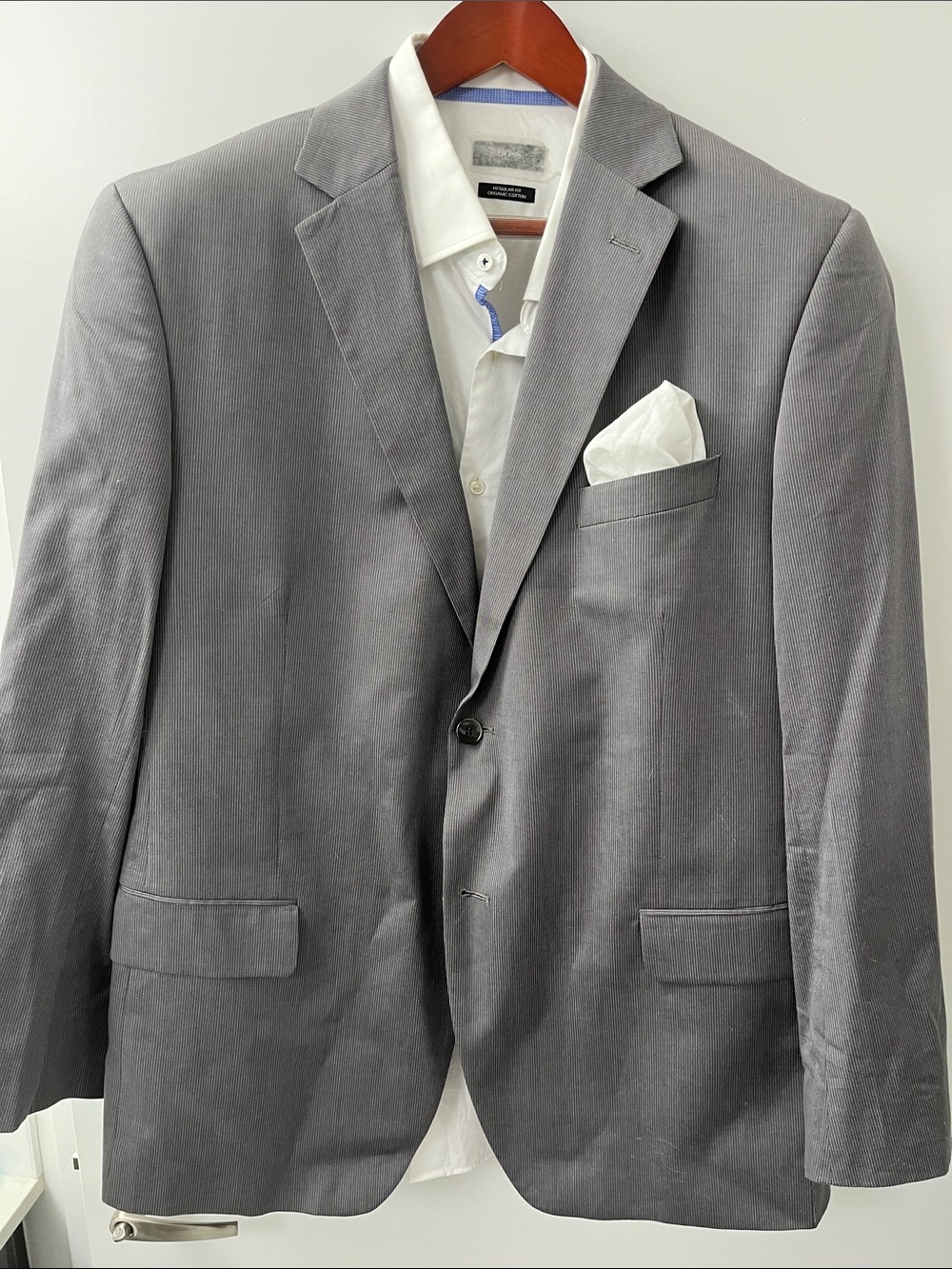 Jones New York, Size Large, very good used cond, 2 Button Closure 100% Cotton
